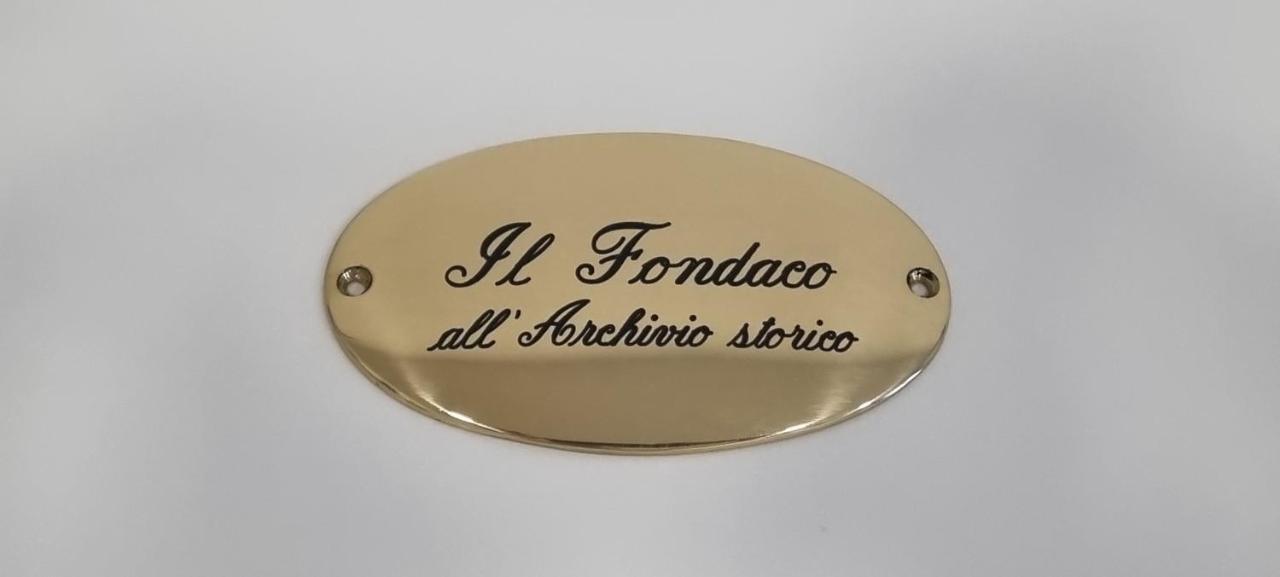 Il Fondaco All'Archivio Storico Naples Exterior photo